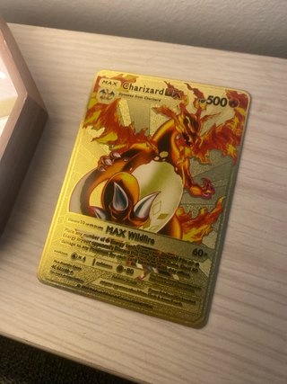 Carta Pokémon Metálica Dorada Charizard max OX