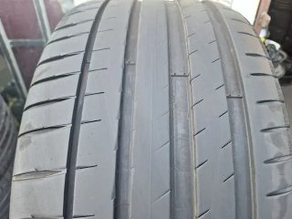 255 35 R19 96Y RF Michelin - 1 neumático +80%