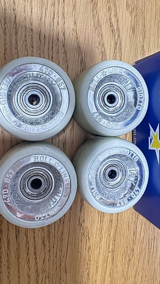 4 Ruedas Patinaje Roll-Line Giotto 49D