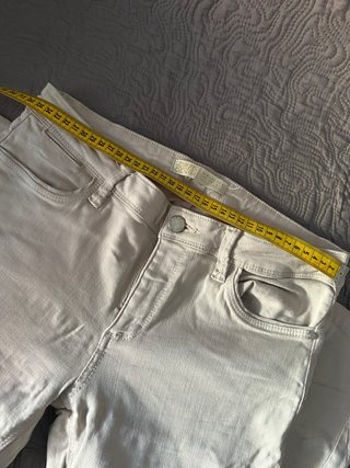 Pantalones Beige Zara Talla M
