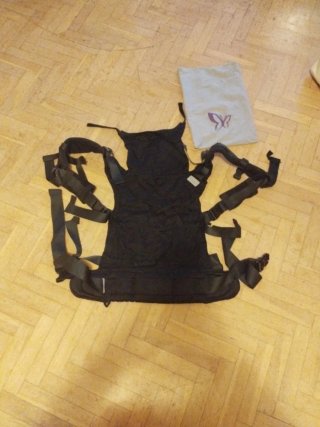 Mochila de Porteo Fidella Baby & Toddler negra