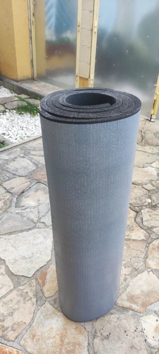 Aislante Kaiflex autoadhesivo