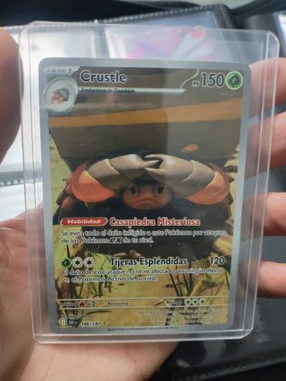 Carta Pokémon Crustle 186/182