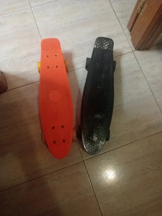 2 Skateboards tipo Penny