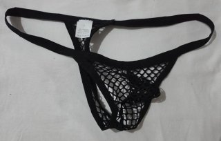 Tanga de hombre negro
