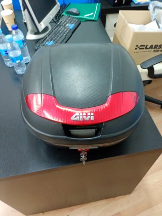 Maleta Baúl Givi 33 Litros