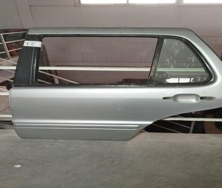 Puerta tras izq mercedes 41536 a1637301505 ml 270