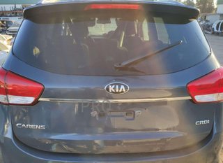 PORTON TRASERO Kia Carens (RP)