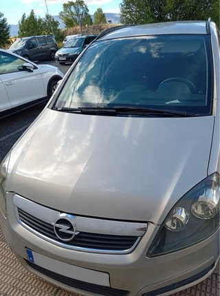 Opel zafira 1.9 DCI 2006