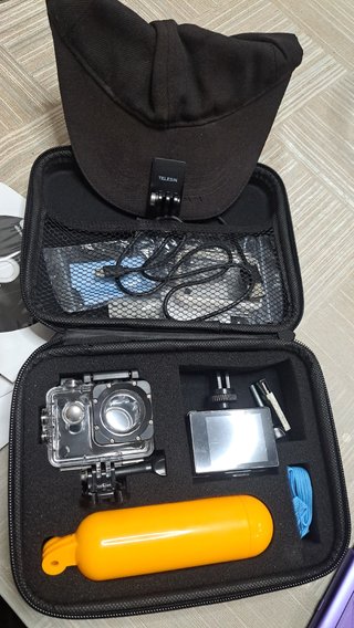 Cámara Deportiva con Accesorios