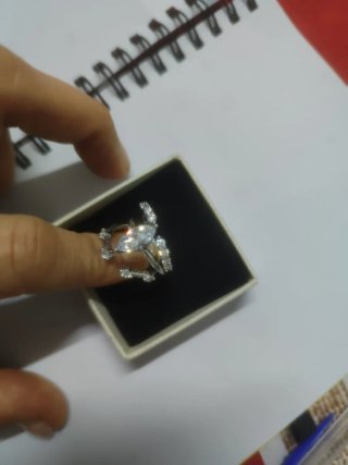 Anillo con Piedra Central