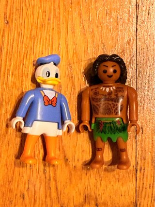 Figuras disney  kinder playmobil