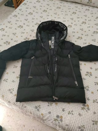 Chaquetón Moncler Negro