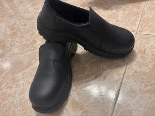 Zapatos de trabajo negros