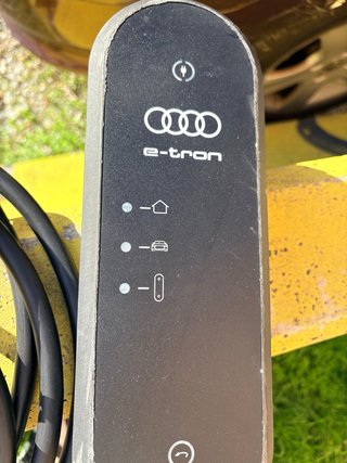 Cargador Eléctrico Audi e-tron
