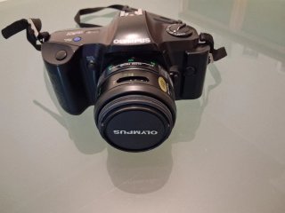 Cámara Olympus OM-101