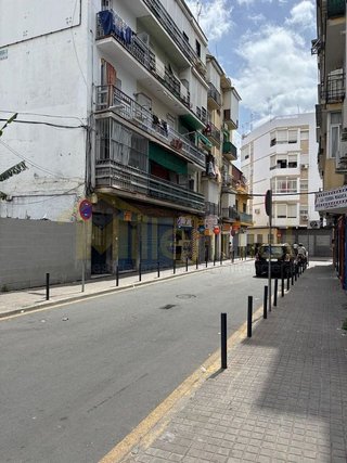 Piso en alquiler en La Plata en Sevilla