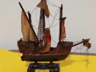 Maqueta Barco Santa María Vintage 30cm