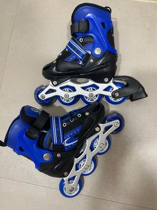 Patines en línea con luces LED / sin estrenar