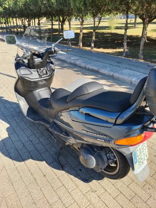 Suzuki Burgman 400