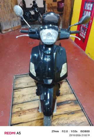 Scooter Zahara scooter49
