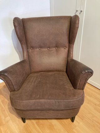 Sillón orejero Ikea marrón