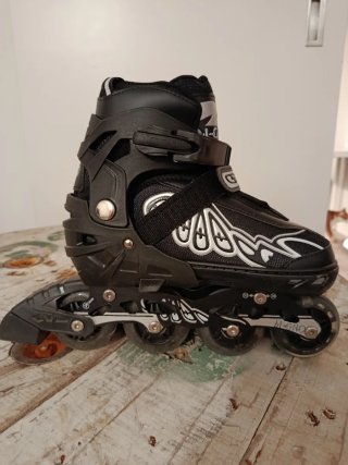 Patines en línea negros