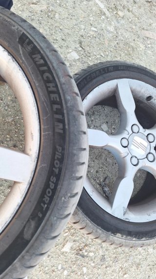 Llantas Seat FR con gomas michelin pilot sport5