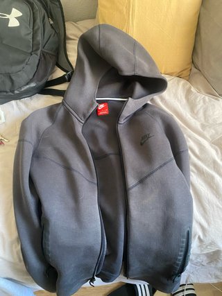 Chaqueta Nike Tech Fleece Gris