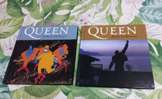 2 Libretos con CD de Queen