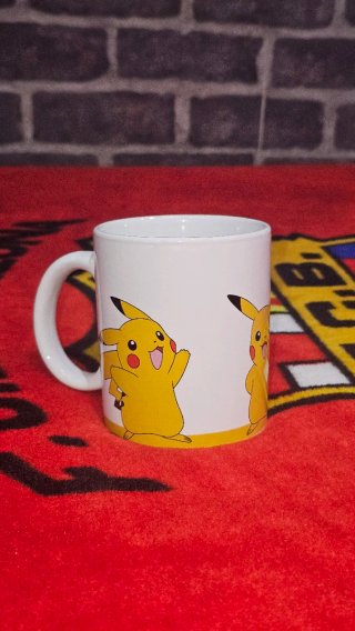 Taza de Pikachu