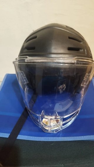Casco de Hockey Sitka Talla S