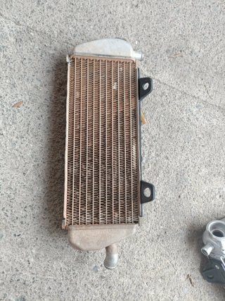Radiador Derecho Husqvarna, KTM y Gas Gas