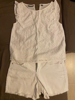 Conjunto de blusa y short blanco