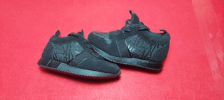 Zapatillas Negras River Island Talla 24