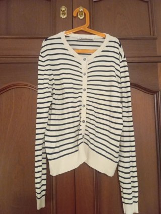 Chaqueta de punto a rayas Zara