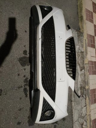 Paragolpes delantero Seat Ibiza con lavafaros
