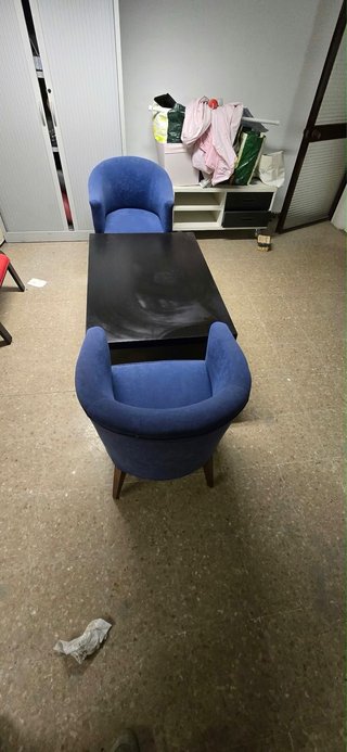 Set de 2 Sillones y Mesa de Centro