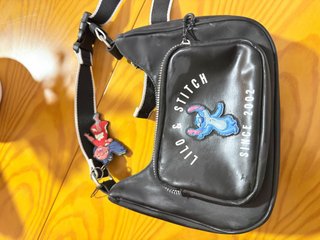 Bolso Lilo & Stitch Negro