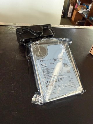 Disco Duro Seagate Exos X18 12TB