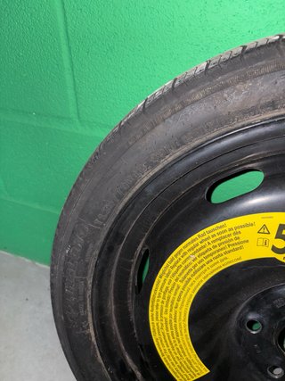 Rueda de repuesto tipo galleta VAG 18 pulgadas