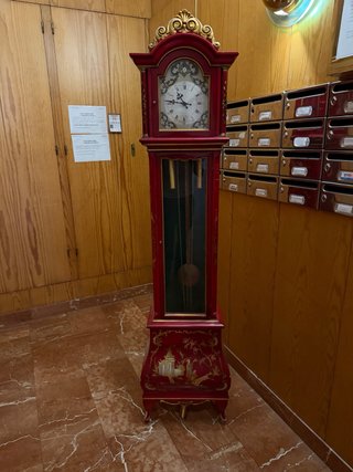 Reloj de pie estilo Chinoiserie