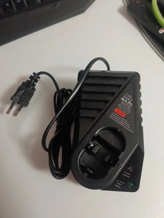 Cargador de Baterías Bosch AL 1411 DV (L)
