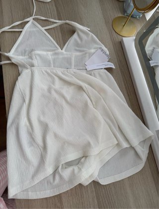 Mono corto blanco Bershka