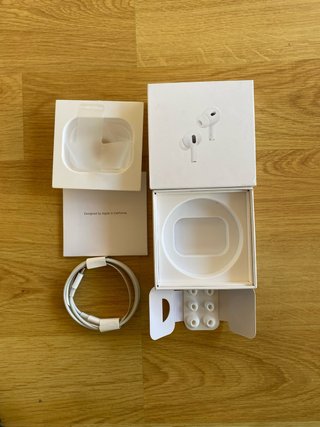 Caja y accesorios AirPods Pro 2.ª generación