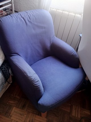 Sillón morada de Tela