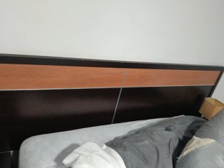 Conjunto Dormitorio: Cabecero, Mesillas y comoda