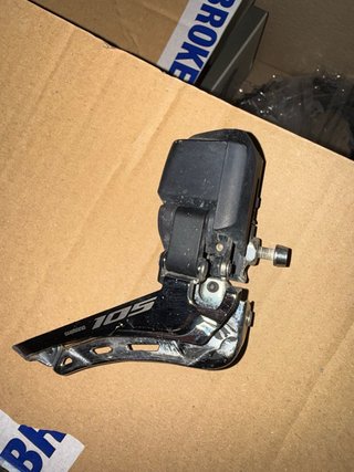 Desviador Shimano 105 Di2