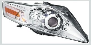 HELLA 1EL 010 541-101 Bi-Xenon-Faro principal