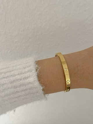 Pulsera Dorada con Detalles